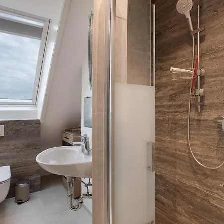 Maurer * Königsfeld im Schwarzwald